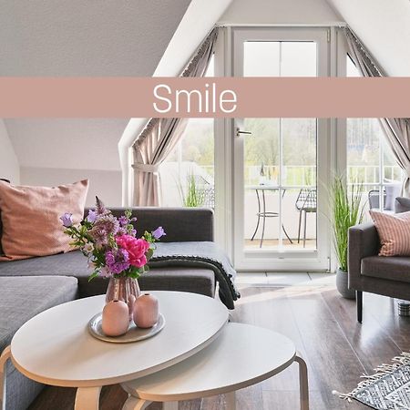 Smile, Wunderschoene Wohnung Direkt Am Strand ฮาร์ริสลี ภายนอก รูปภาพ