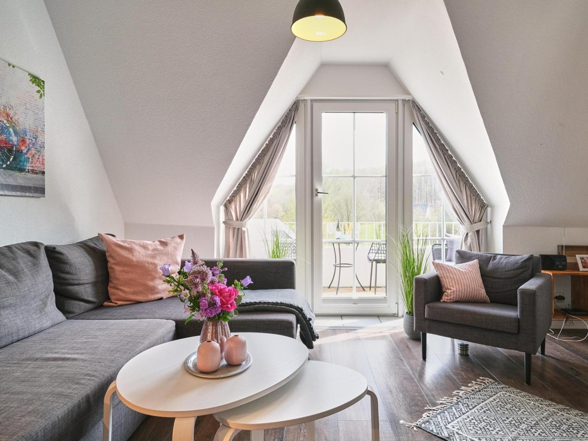 Smile, Wunderschoene Wohnung Direkt Am Strand ฮาร์ริสลี ภายนอก รูปภาพ